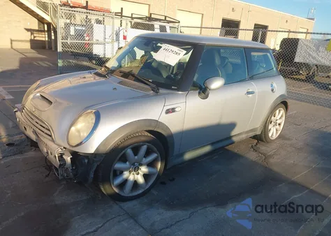 2006 Mini Cooper S z USA, uszkodzony, nr VIN WMWRE33596TJ39498